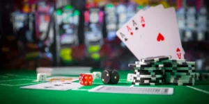 Định nghĩa và nguồn gốc của Poker Face